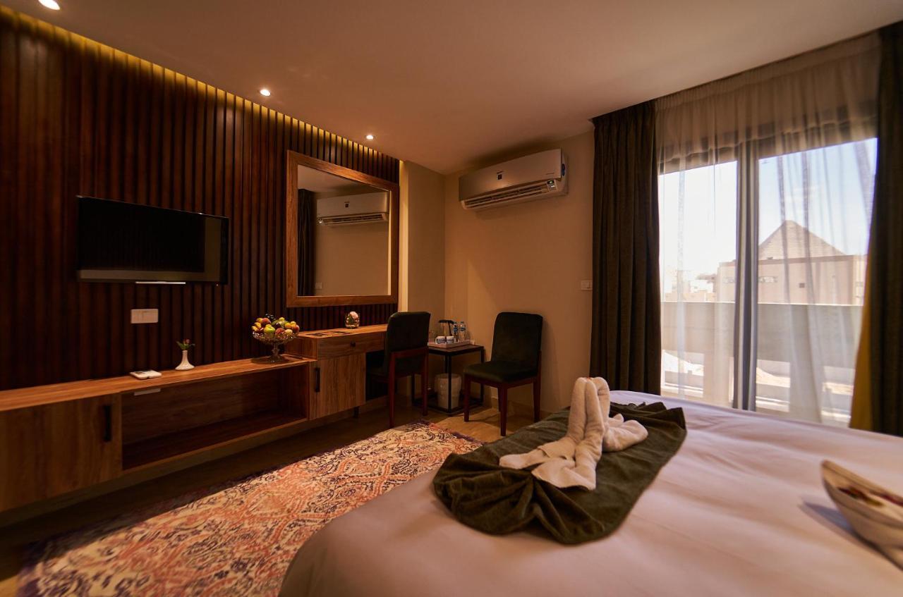 New Pyramid Front Hotel Al Kawm al Akhdar Екстериор снимка