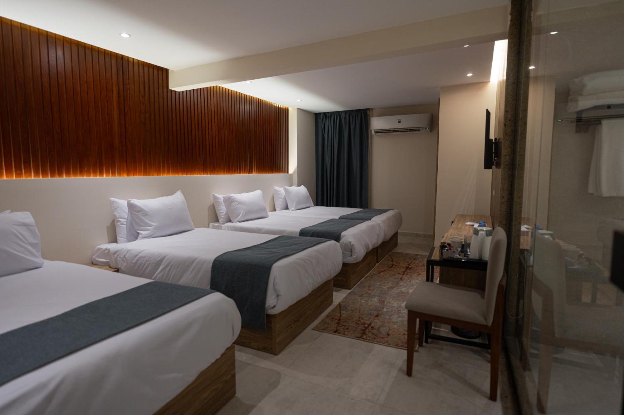 New Pyramid Front Hotel Al Kawm al Akhdar Екстериор снимка