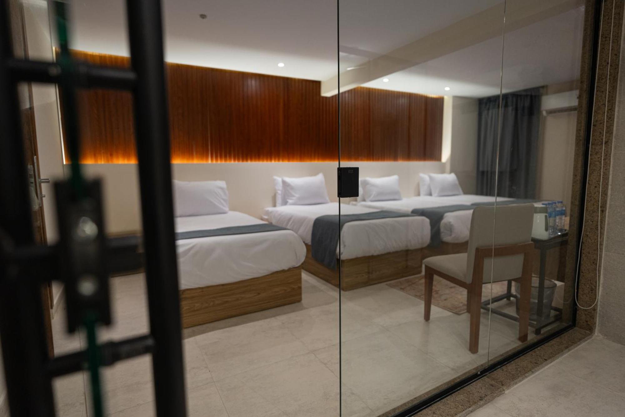 New Pyramid Front Hotel Al Kawm al Akhdar Екстериор снимка